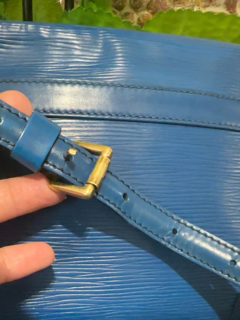 Vintage Louis Vuitton Blue Epi Shoulder Bag + Wallet Set - Picture 4 of 14